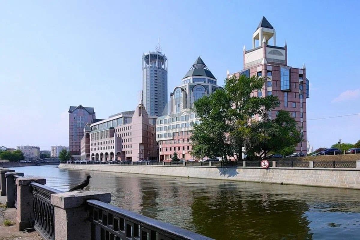 Офис в Бизнес-центре Riverside Towers