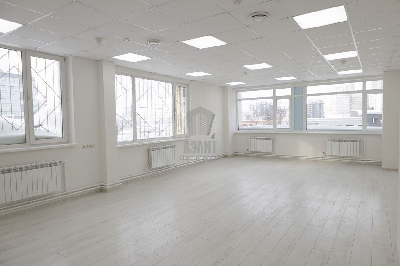 Офис Орджоникидзе, д 11 стр 40 372м