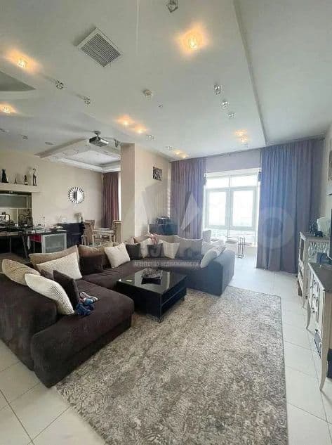 4-к. квартира, 174,5 м², 38/50 эт.