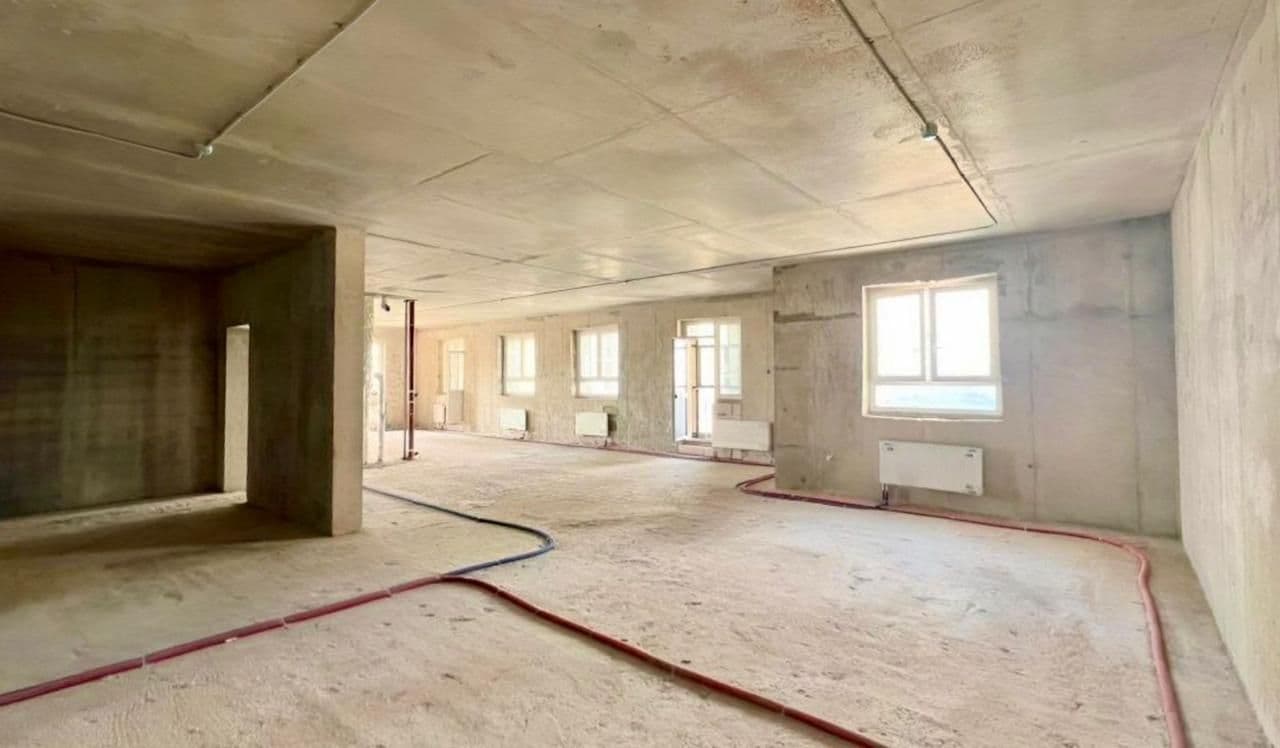 Продается просторная квартира площадью 171,4 м² — фото 1 из 12