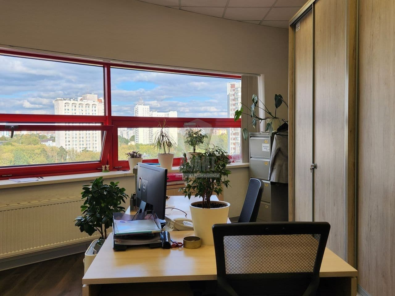 Офис Снежная 26 618м