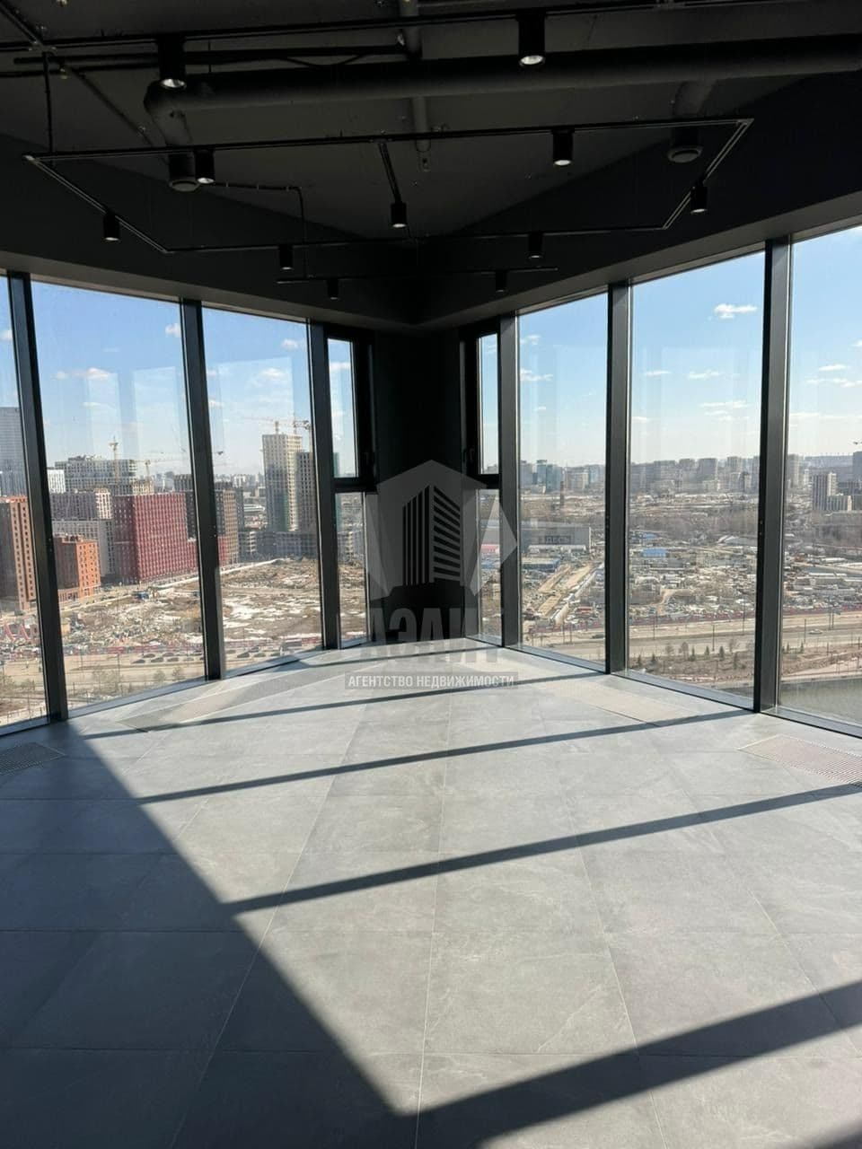 Офис DM Tower